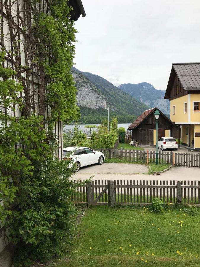 Glueck Am See - Apartment Mit Seezugang Hallstatt Buitenkant foto