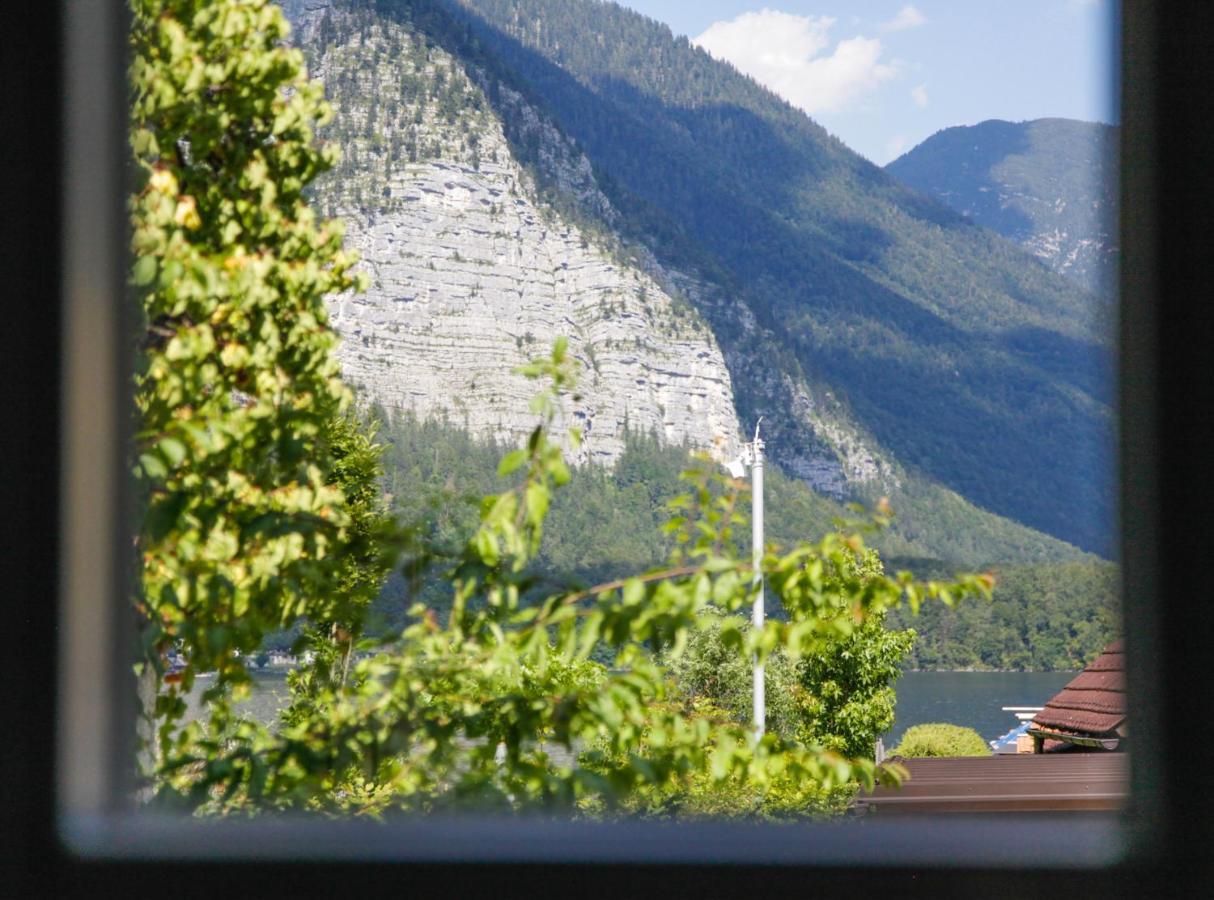 Glueck Am See - Apartment Mit Seezugang Hallstatt Buitenkant foto